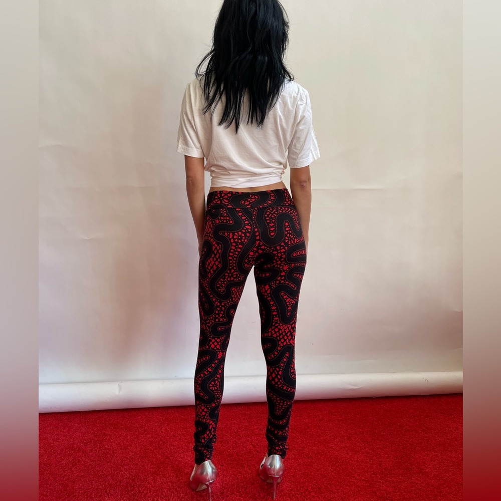 Vivienne Westwood Red and blk leggings NWT 2011 MEDIUM